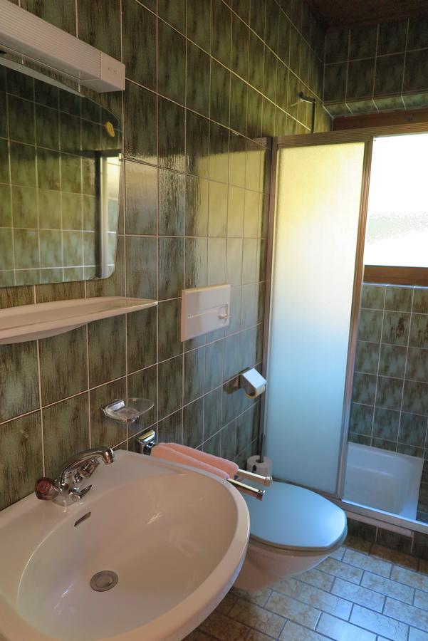 Apartmán Haus Enzian Sankt Johann im Pongau Pokoj fotografie
